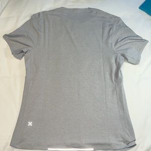 Textured gray, M, Lulu men’s shirt - awesome